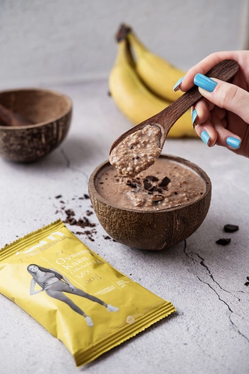 Porridge proteico, cioccolato e banana, 60 g