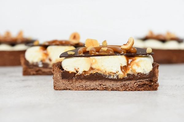 tortini al cioccolato al caramello e alla crema di latte