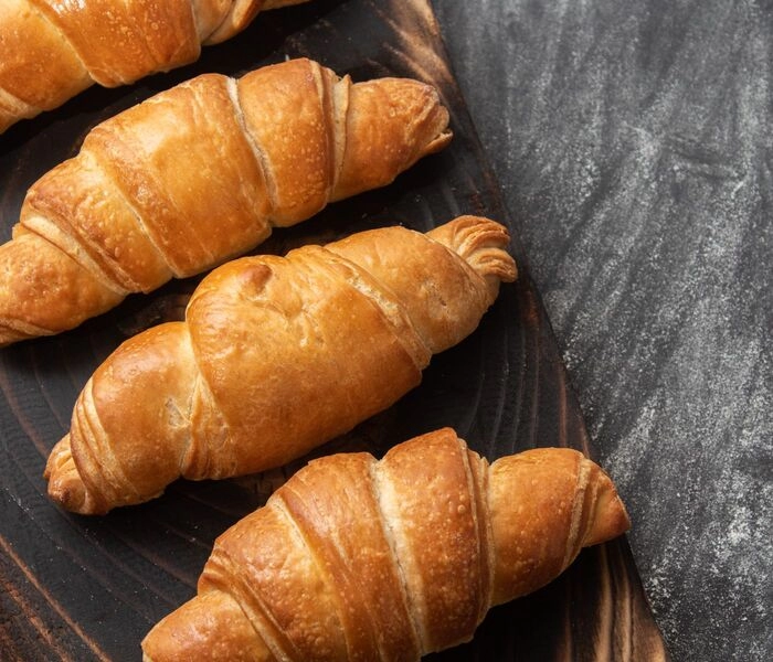 croissant alla vaniglia con marmellata di albicocche bam