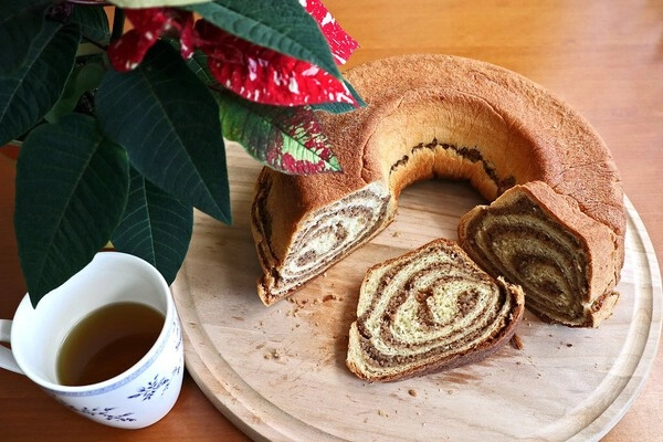 potica al cioccolato con nocciole